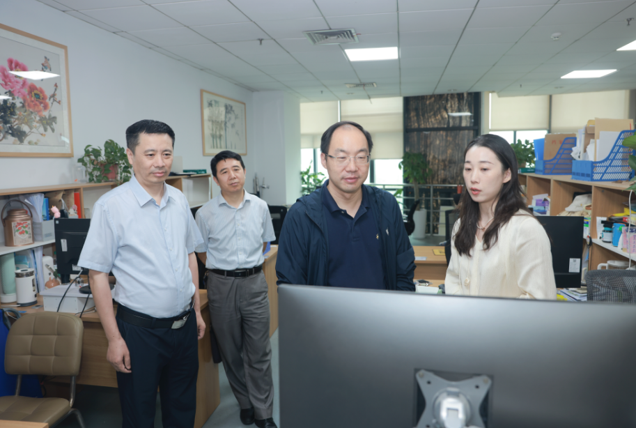 中外洋文局副局长于运全...